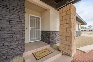 2332 Hummingbird Ln, Bullhead City, AZ 86442 - Photo 9