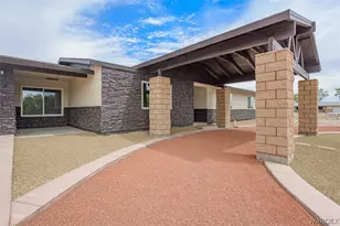 2332 Hummingbird Ln, Bullhead City, AZ 86442 - Photo 5