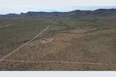 3689 N Glenbar Road, Golden Valley, AZ 86413 - Photo 37