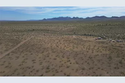 3689 N Glenbar Road, Golden Valley, AZ 86413 - Photo 31