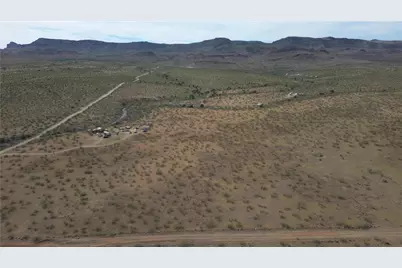 3689 N Glenbar Road, Golden Valley, AZ 86413 - Photo 41