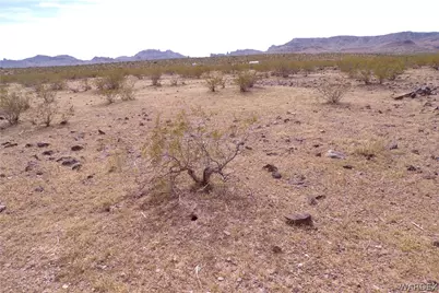 3689 N Glenbar Road, Golden Valley, AZ 86413 - Photo 5