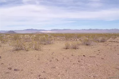 3689 N Glenbar Road, Golden Valley, AZ 86413 - Photo 13