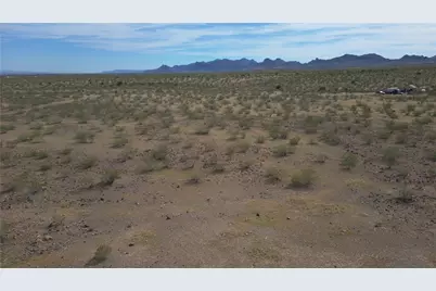 3689 N Glenbar Road, Golden Valley, AZ 86413 - Photo 29