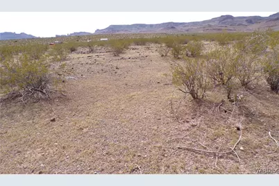 3689 N Glenbar Road, Golden Valley, AZ 86413 - Photo 11
