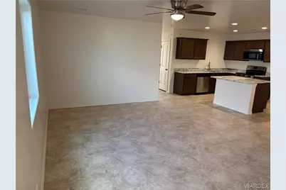 981 Calumet Avenue #A, Kingman, AZ 86409 - Photo 3