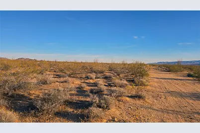 245-24-060 S Roll Road, Yucca, AZ 86438 - Photo 11