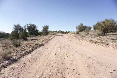 354-42-045 N Quail Nest Road, Kingman, AZ 86409 - Photo 7