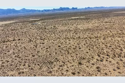 2884 S Manzanita Road, Golden Valley, AZ 86413 - Photo 9