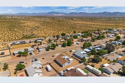 6606 Nielsen Way, Golden Valley, AZ 86413 - Photo 13
