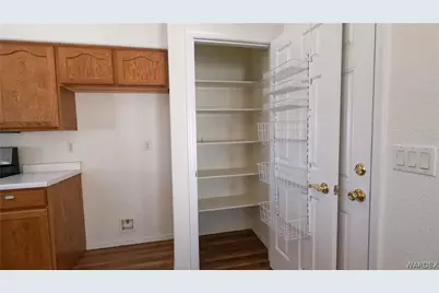 2515 Ridge View Avenue, Bullhead City, AZ 86429 - Photo 9