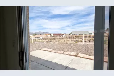 2515 Ridge View Avenue, Bullhead City, AZ 86429 - Photo 33