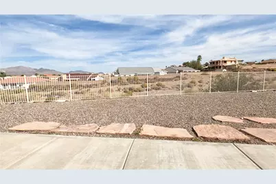 2515 Ridge View Avenue, Bullhead City, AZ 86429 - Photo 35