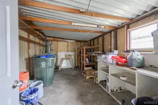 906 Holly St, Bullhead City, AZ 86442 - Photo 57