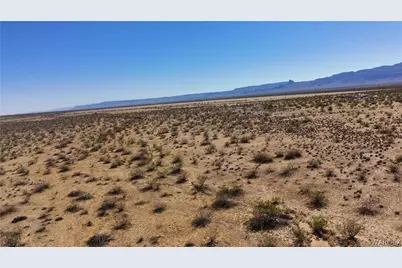 2820 S Manzanita Road, Golden Valley, AZ 86413 - Photo 11