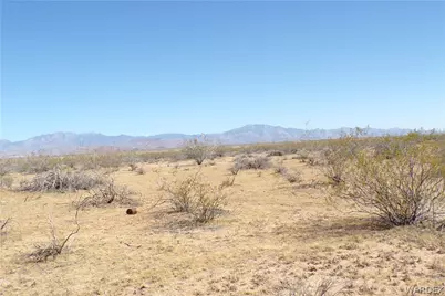 2820 S Manzanita Road, Golden Valley, AZ 86413 - Photo 7