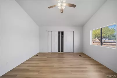 5845 W Abrigo Drive, Golden Valley, AZ 86413 - Photo 29