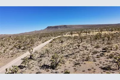 8933 Accra Drive, Chloride, AZ 86431 - Photo 21