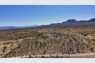 8933 Accra Drive, Chloride, AZ 86431 - Photo 27