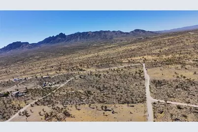 8933 Accra Drive, Chloride, AZ 86431 - Photo 43