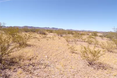 2533 S Epidote Road, Golden Valley, AZ 86413 - Photo 17