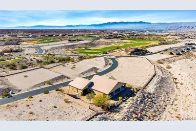 3161 Gila Drive, Bullhead City, AZ 86429 - Photo 7