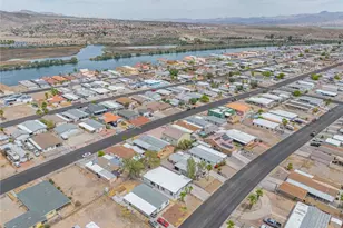 555 Roadrunner Dr, Bullhead City, AZ 86442 - Photo 7