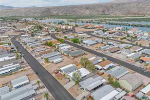 555 Roadrunner Dr, Bullhead City, AZ 86442 - Photo 5