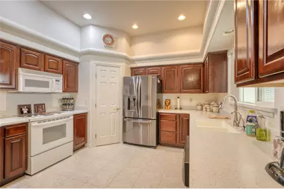 2453 Park Ridge Avenue, Bullhead City, AZ 86429 - Photo 3