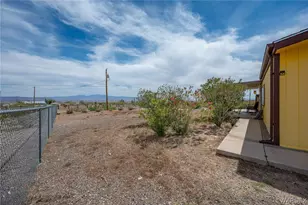 2465 S Egar Rd, Golden Valley, AZ 86413 - Photo 9