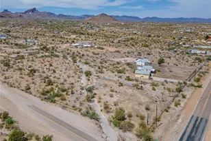 2465 S Egar Rd, Golden Valley, AZ 86413 - Photo 89