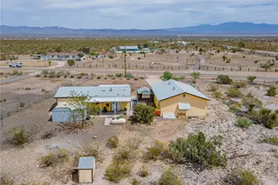 2465 S Egar Rd, Golden Valley, AZ 86413 - Photo 81