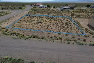 6940 E Trails End Ln, Kingman, AZ 86401 - Photo 1