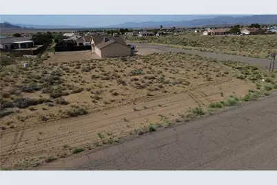 6940 E Trails End Lane, Kingman, AZ 86401 - Photo 3