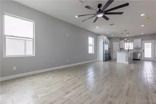 915 Harbor Dr, Bullhead City, AZ 86442 - Photo 5