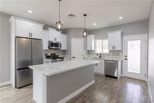 915 Harbor Dr, Bullhead City, AZ 86442 - Photo 9