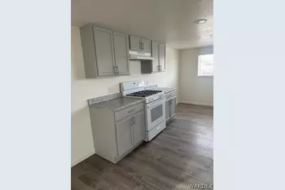1900 Oliver Drive, Bullhead City, AZ 86442 - Photo 3