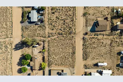 9421 N Cowbelle Avenue, Kingman, AZ 86401 - Photo 13