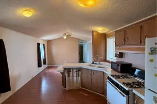 3228 N Bryce Rd, Golden Valley, AZ 86413 - Photo 7