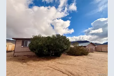 3228 N Bryce Rd, Golden Valley, AZ 86413 - Photo 1