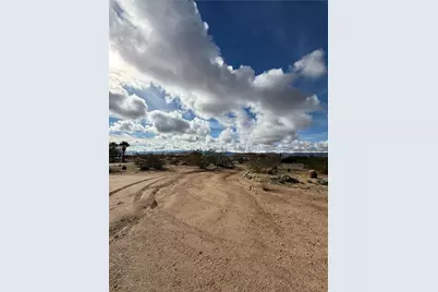 3228 N Bryce Rd, Golden Valley, AZ 86413 - Photo 9