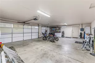 2940 Mountain Trail Rd, Kingman, AZ 86401 - Photo 33