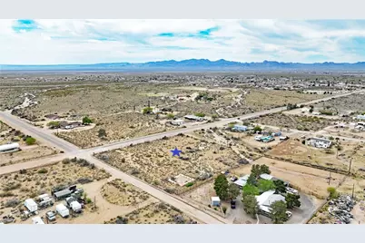 306-02-138 W Chino Dr., Golden Valley, AZ 86413 - Photo 9