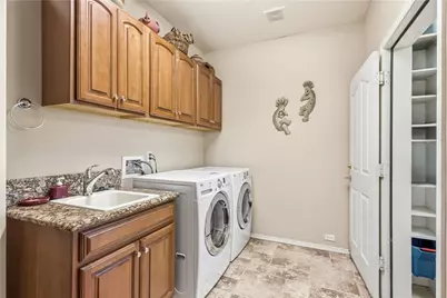1035 Legacy Drive, Bullhead City, AZ 86429 - Photo 13