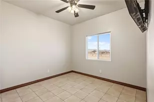 8980 W Msn Ln, Dolan Springs, AZ 86441 - Photo 31