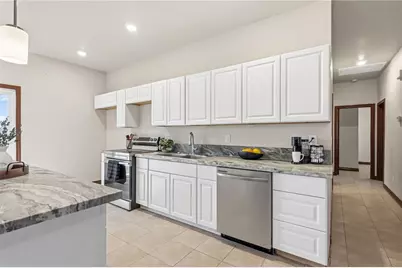 8980 W Mission Lane, Dolan Springs, AZ 86441 - Photo 19