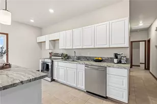 8980 W Msn Ln, Dolan Springs, AZ 86441 - Photo 19