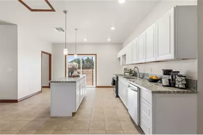 8980 W Mission Lane, Dolan Springs, AZ 86441 - Photo 17