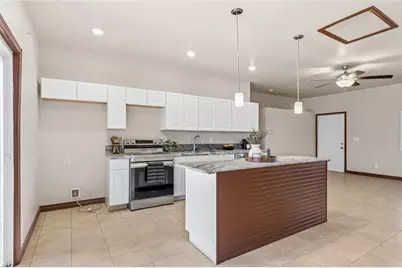 8980 W Mission Lane, Dolan Springs, AZ 86441 - Photo 15