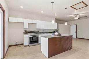 8980 W Msn Ln, Dolan Springs, AZ 86441 - Photo 15